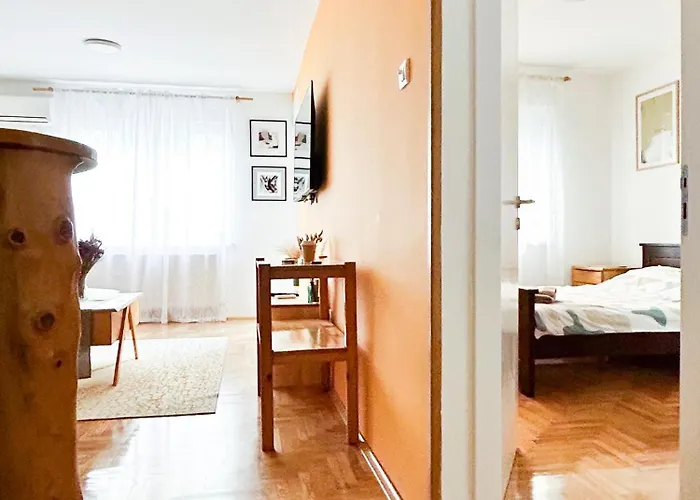 דירה Wooden Nest