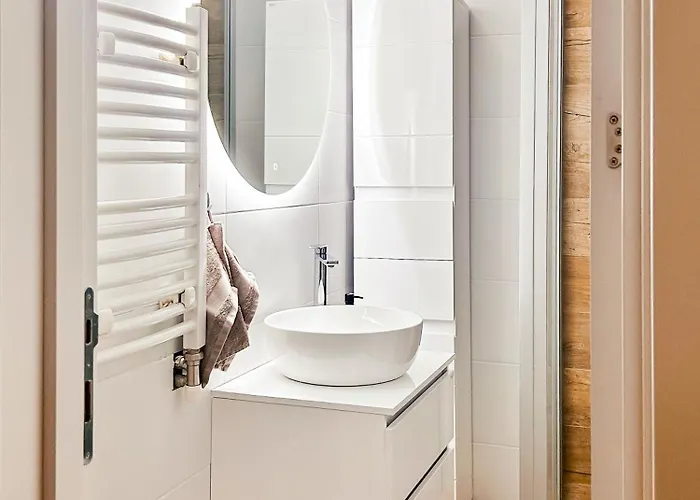 Wooden Nest דירה *